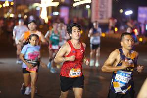 BIB: 20916, 40929
                            <button type="button" onclick="openModal(23158648)" class="btn btn-primary btn-sm float-right btn-popup" data-toggle="modal" data-target=".modal-high-quality">
                        <i class="fas fa-shopping-cart"></i> Add to Cart
                    </button>
                                            <button type="button" onclick="isThisMe(23158648, true)" class="btn btn-success btn-sm float-right btn-popup btn-isme hidden" data-toggle="tooltip" data-placement="bottom" title="นี่คือรูปของคุณใช่ไหม คลิกที่นี่เพื่อเอาเข้าอัลบั้ม">
                        <i class="fas fa-plus"></i> Add to album
                    </button>
                    <button type="button" onclick="isThisMe(23158648, false)" class="btn btn-warning btn-sm float-right btn-popup btn-isnotme hidden">
                        <i class="fas fa-ban"></i> Remove from album
                    </button>